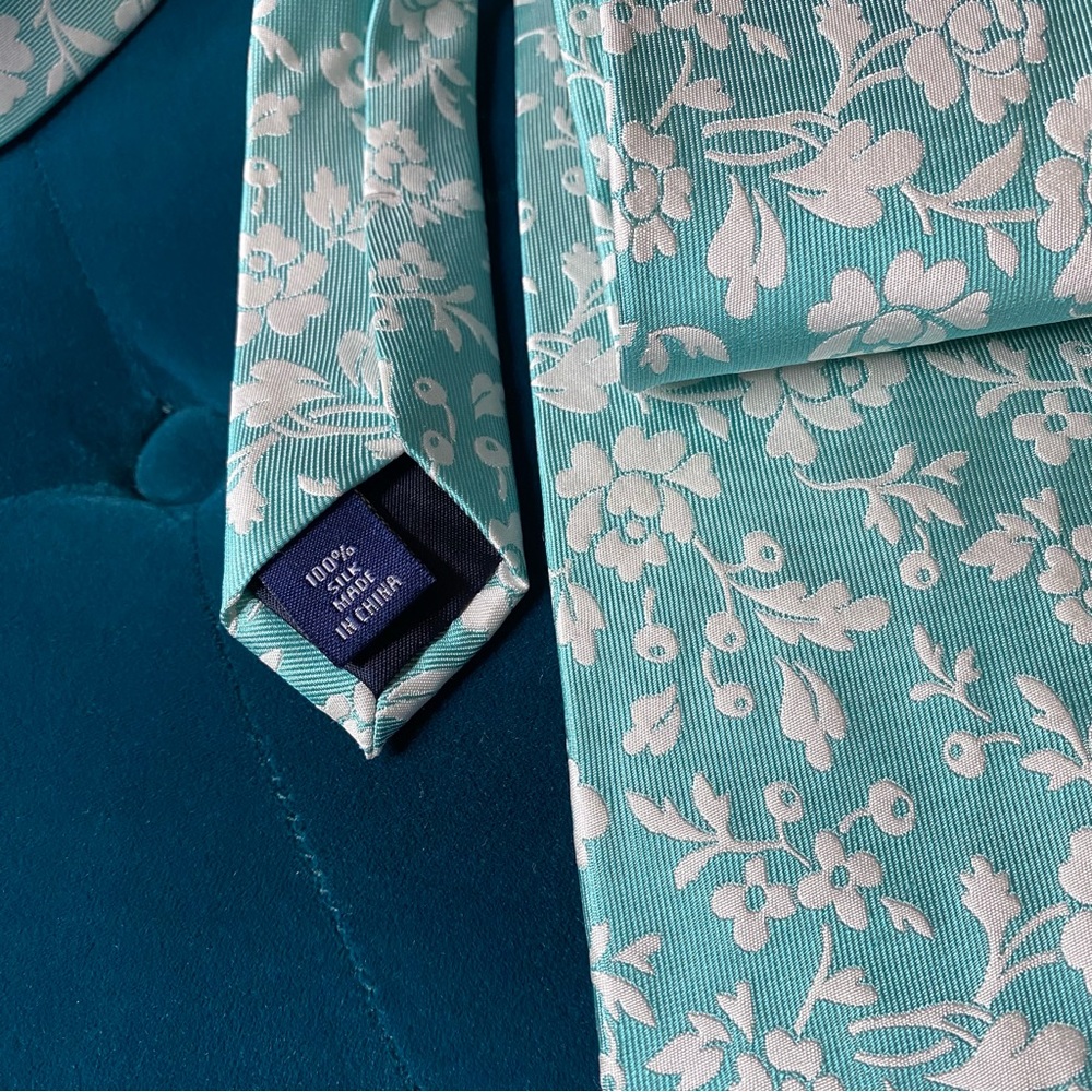 Paul Fredrick necktie 100% silk - Picture 6 of 11